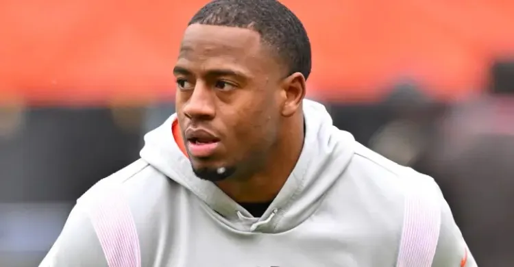 Ex-Browns RB Nick Chubb Gets Bleak Update on Future Prospects