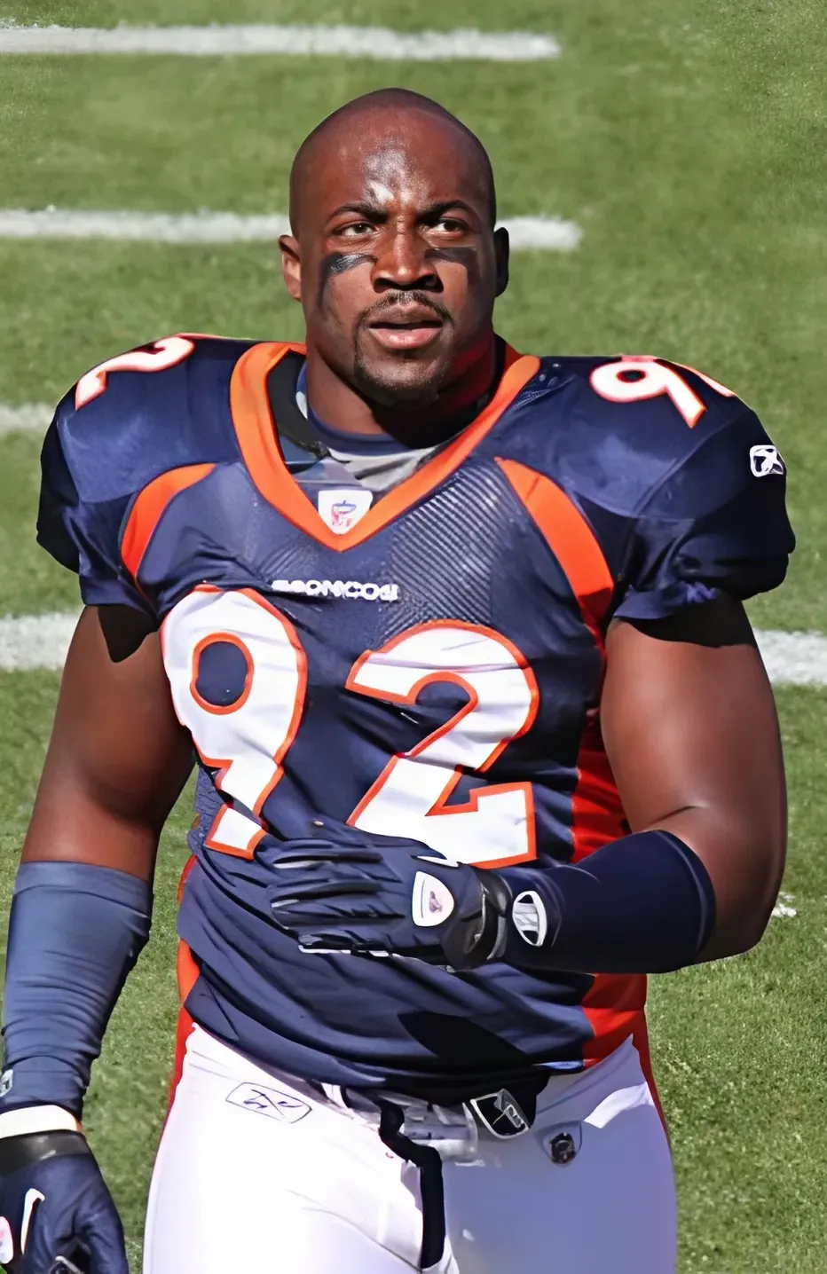 Former Denver Bronco Named a College Football Hall of Fame Finalist