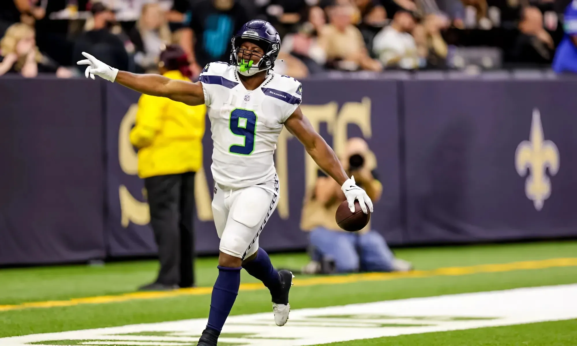 Seahawks Urged to Trade Projected $41 Million Star Playmaker