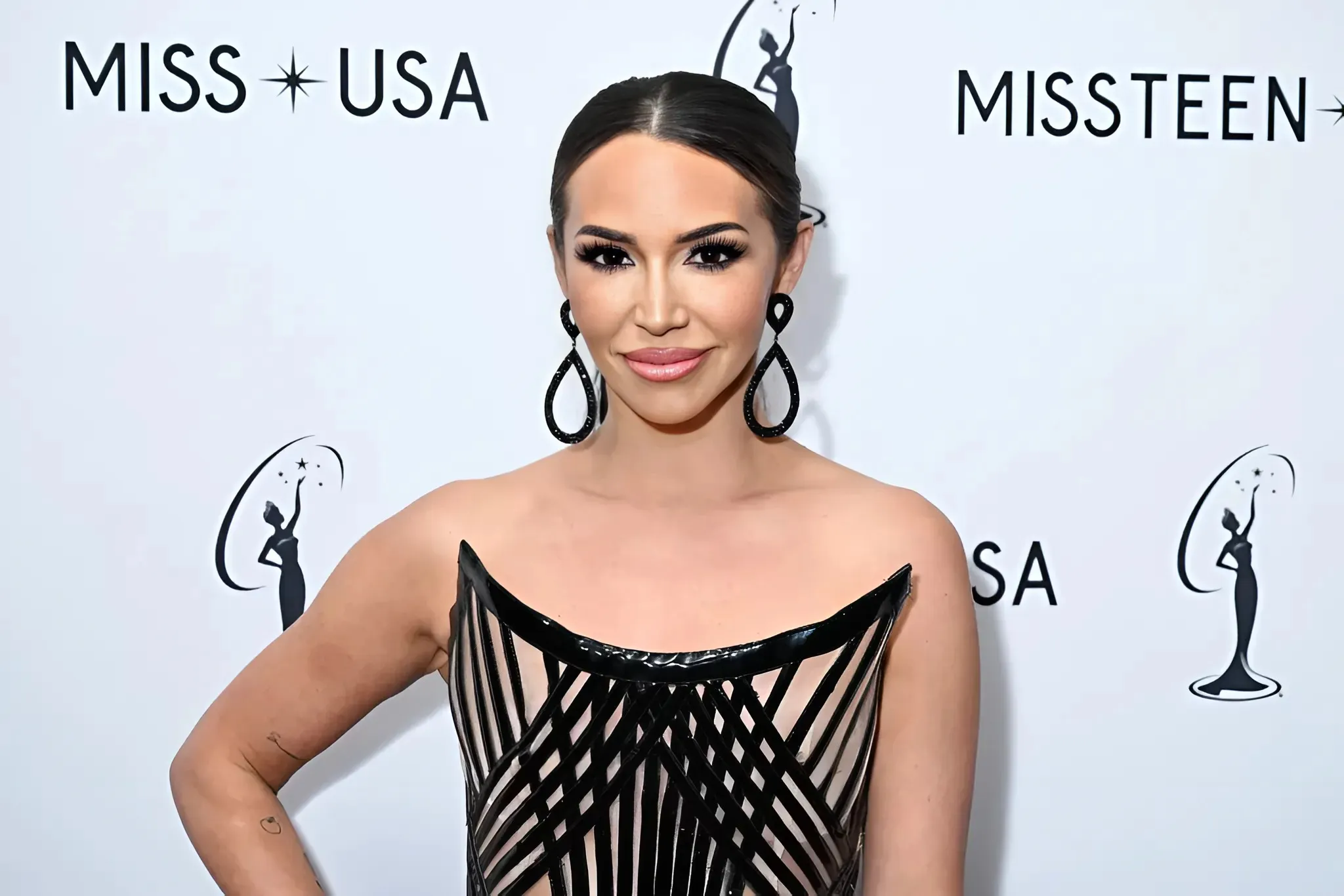 Scheana Shay Reveals Bad Bunny’s Flirty Antics
