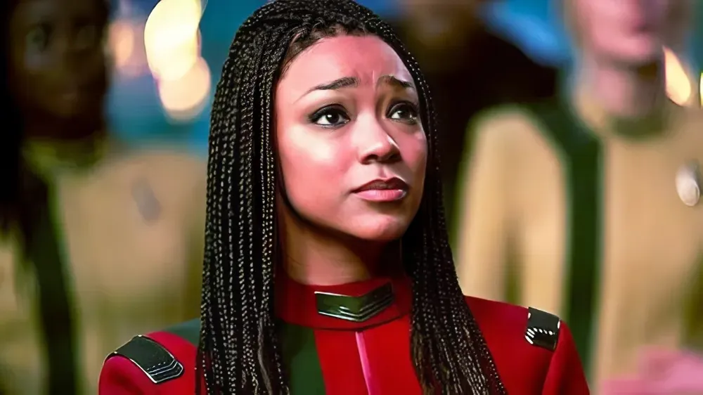 Star Trek: Discovery's Sonequa Martin-Green Reveals Which Previous Captains She Hopes To Crossover With