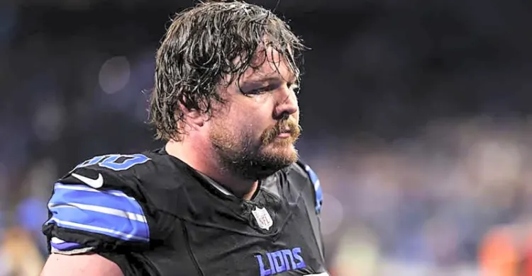 Dan Campbell might have accidentally revealed the Lions' next starting center
