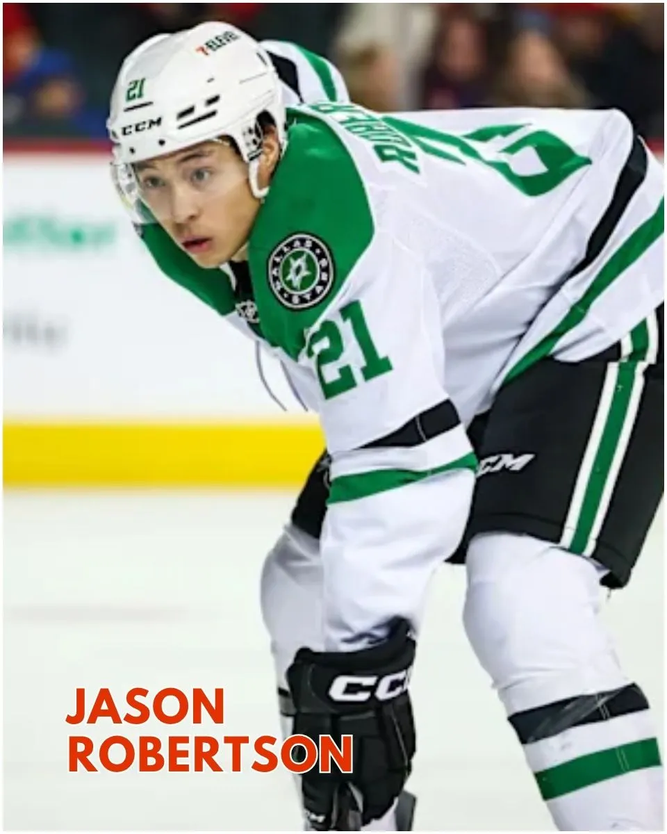 Flyers Should Pursue Jason Robertson at All Costs