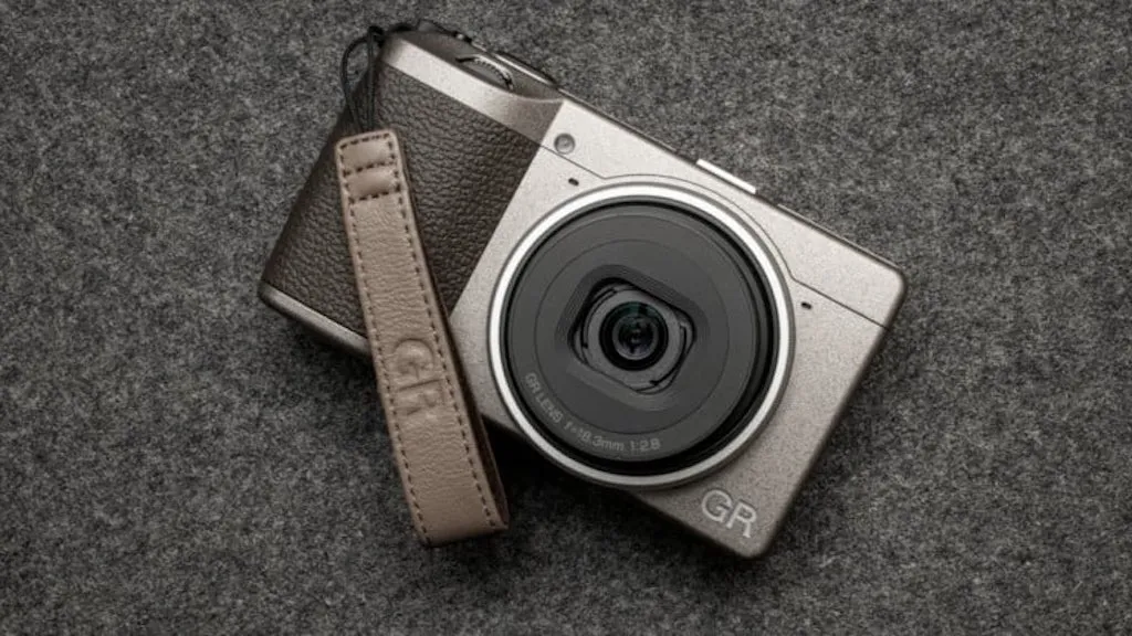 Ricoh GR III: The Pocket-Sized Powerhouse for Street Photography Enthusiasts