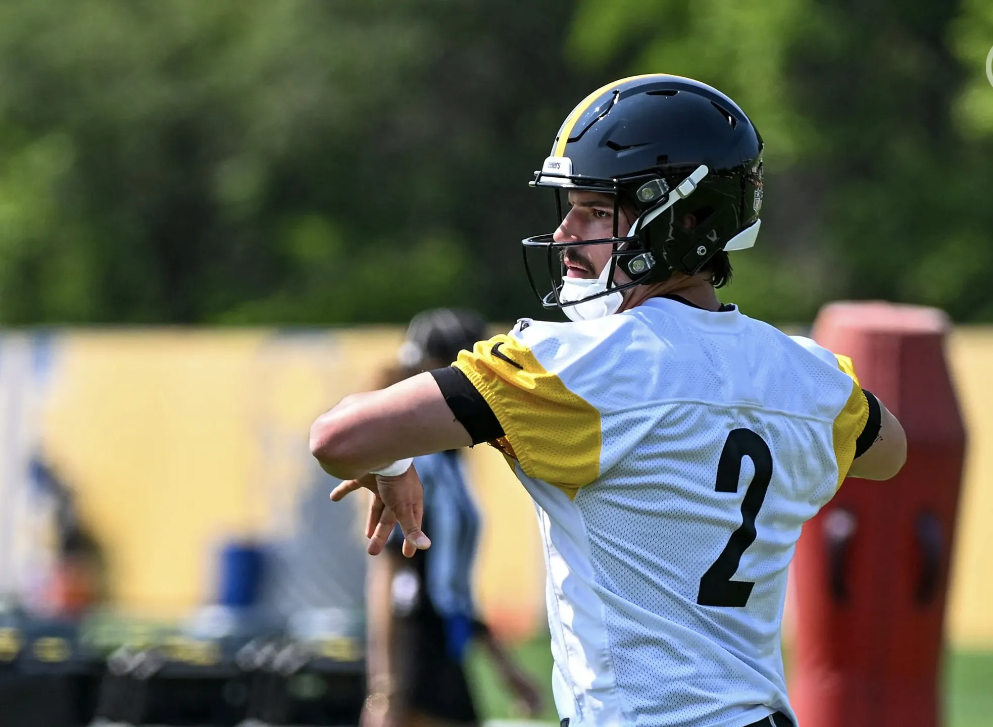 It's only OTAs but this Steelers veteran is finally living up to the hype