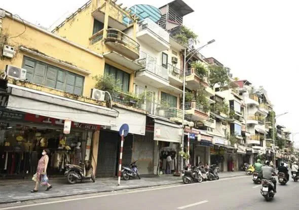 Cả nước hướng về phố cổ Hà Nội: Trời ơi chuyện gì xảy ra thế này?