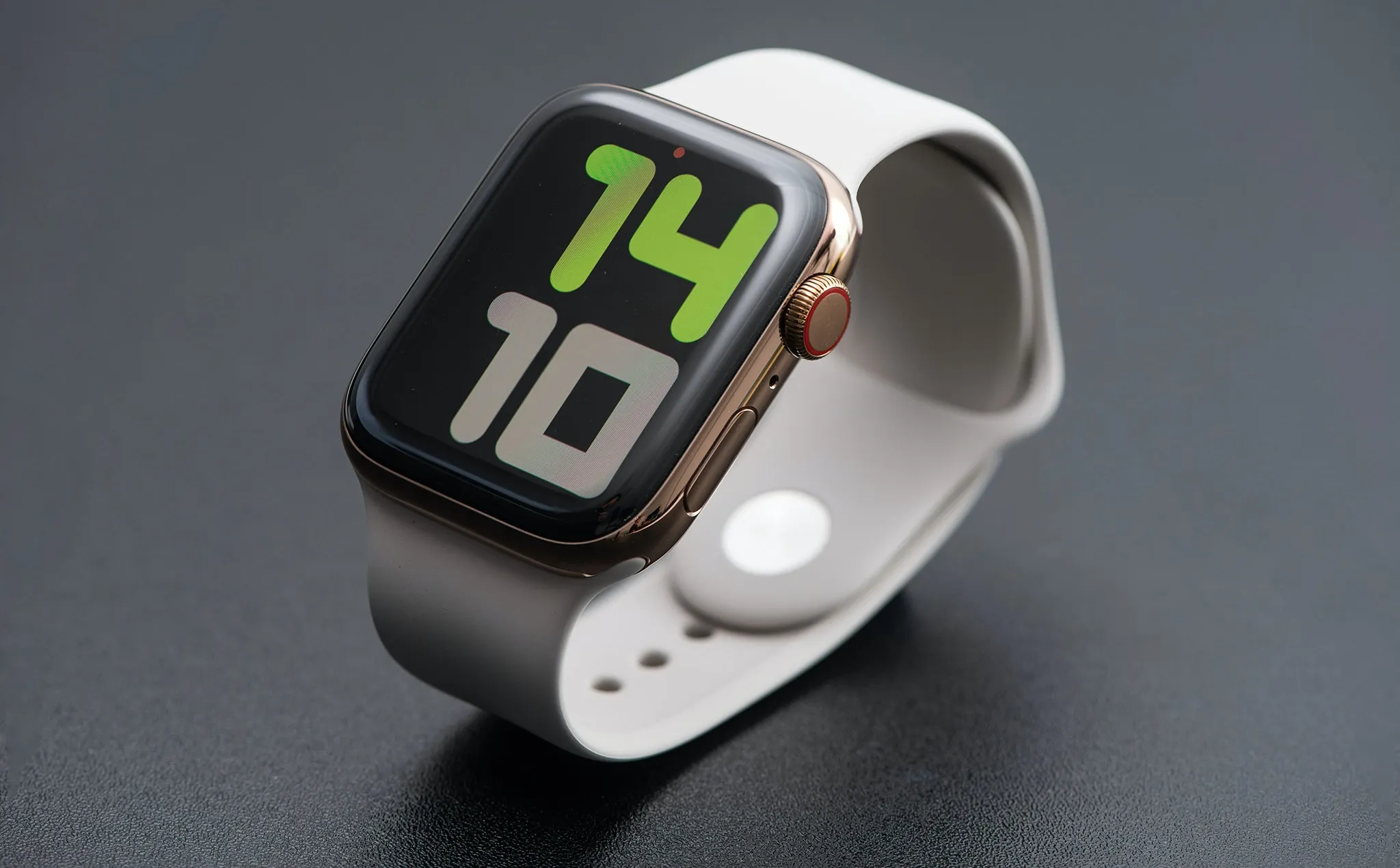 Apple Watch Series 5: A Classic Smartwatch That Still Delivers