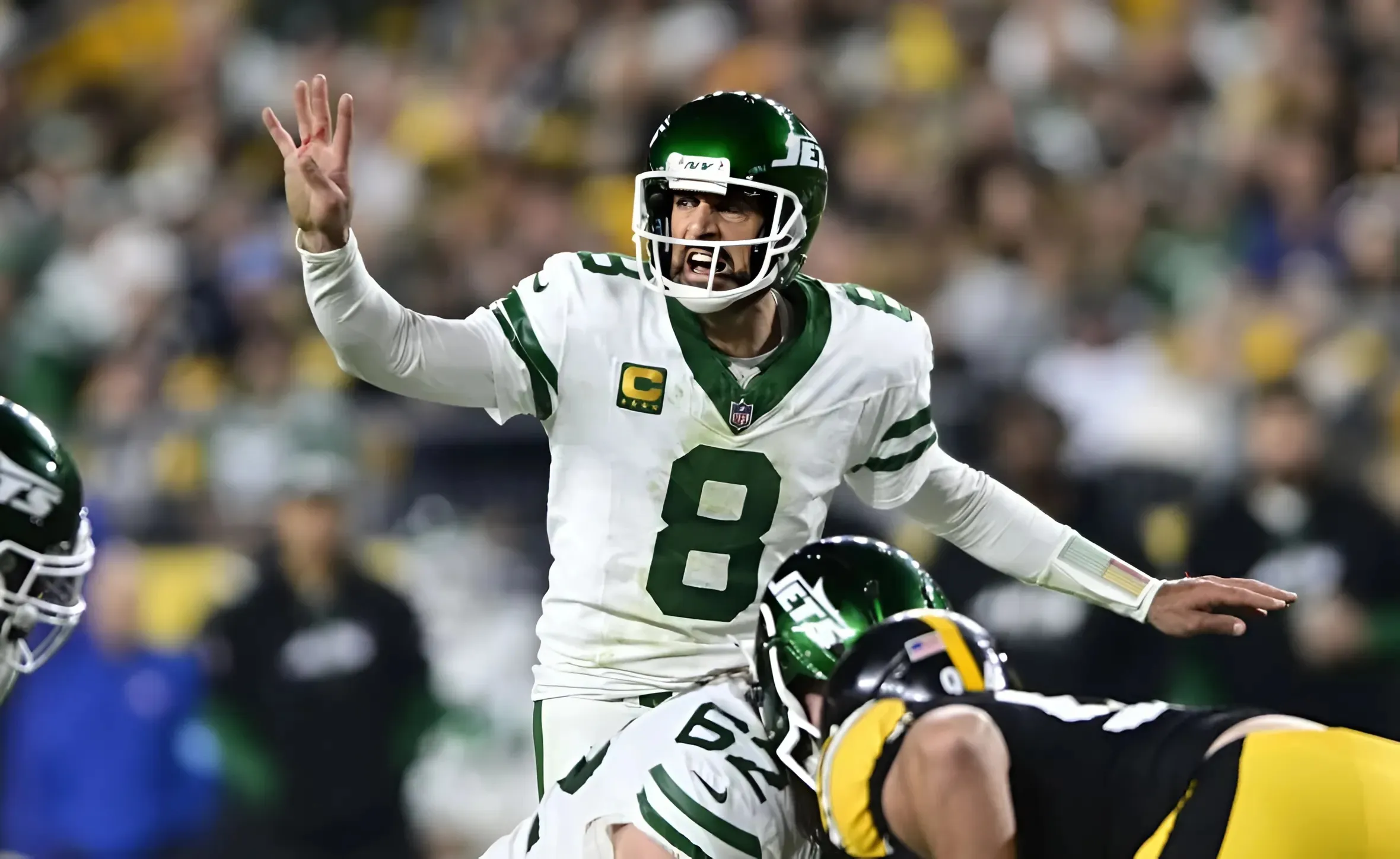 NFL insiders just exposed a Rodgers-to-Steelers signing window fans will hate