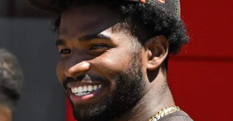 Browns Predicted to Quickly Replace Shedeur Sanders with Young Star QB