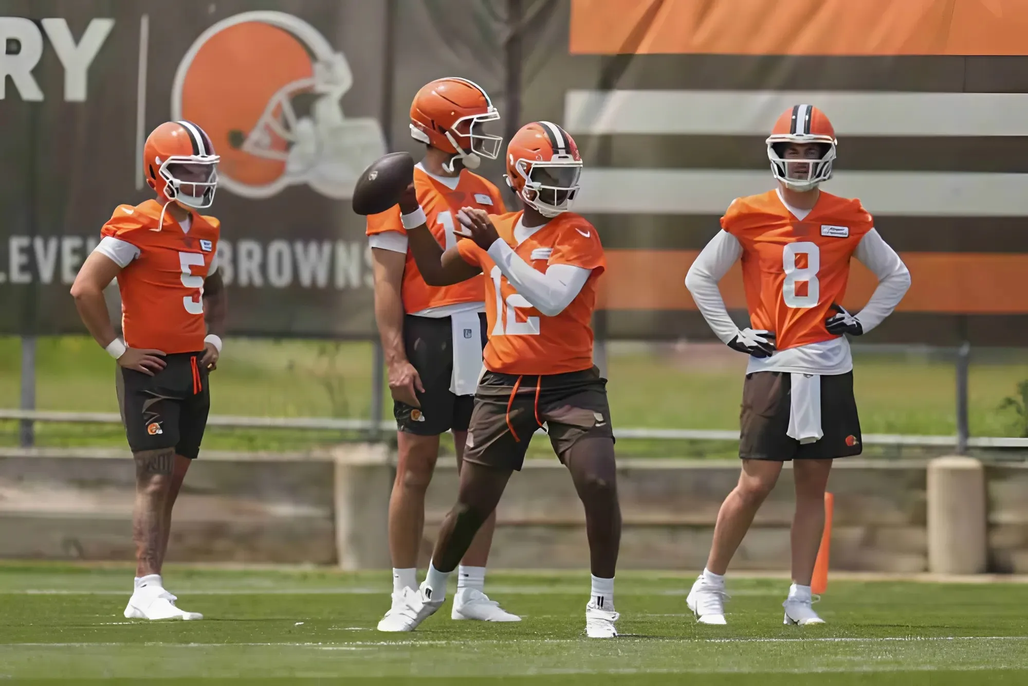 Shedeur Sanders doesn’t get any 1st-team reps at OTAs