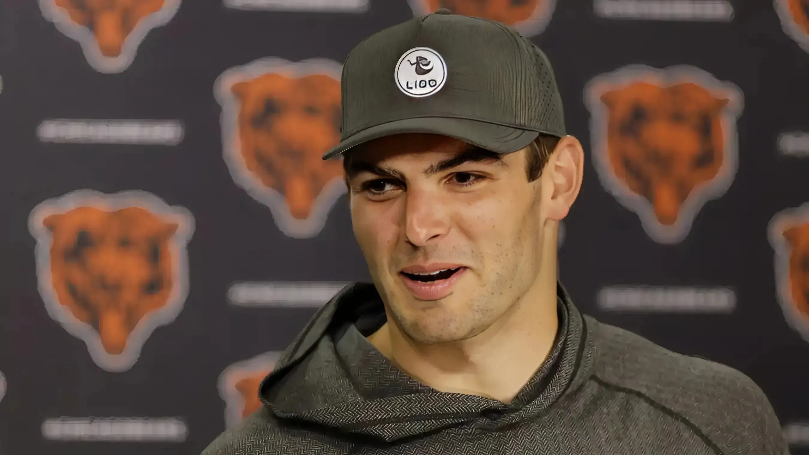 Cole Kmet Breaks Silence on Bears Drafting Colston Loveland and You Won’t Believe What He Said