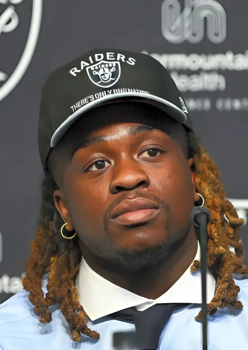 Raiders RB Ashton Jeanty Outshines Giants QB With His Impressive $36 Million Rookie Deal