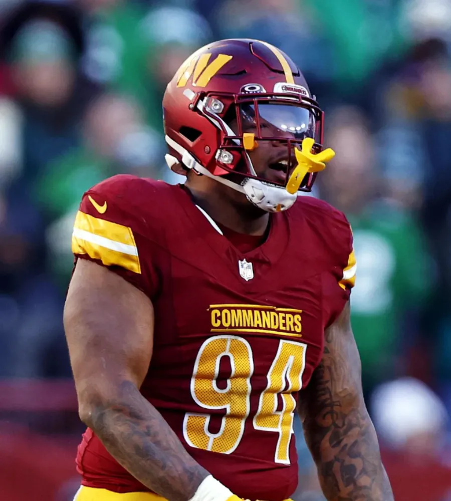Commanders' Daron Payne Turns Heads with 'Remarkable' Offseason, Says Coach Dan Quinn