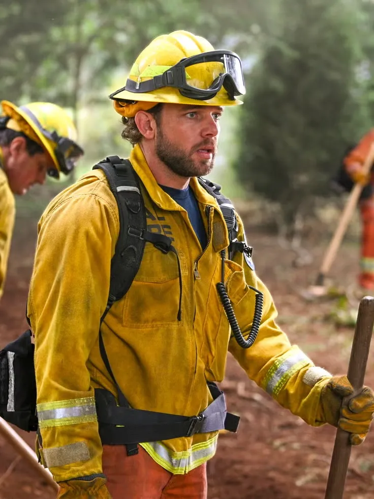 How 'Fire Country' Makes the Fictional Town of Edgewater Feel Real