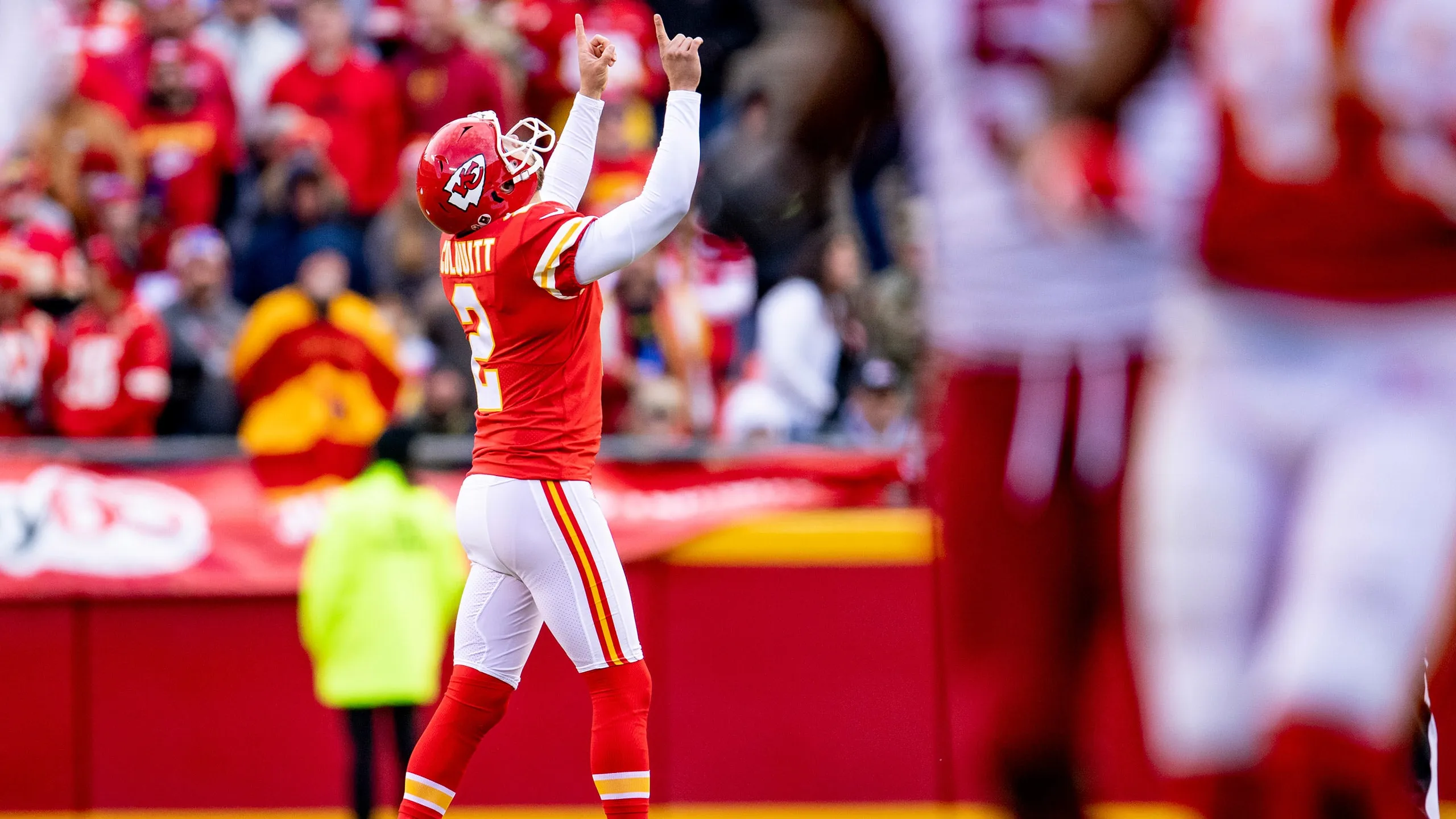 Chiefs Sign Dustin Colquitt to One-Day Deal to Retire as a Chief