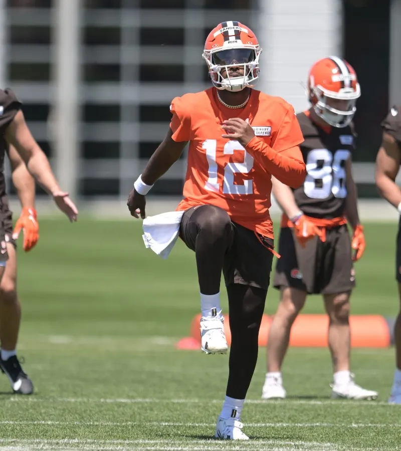 Browns Predicted to Quickly Replace Shedeur Sanders with Young Star QB