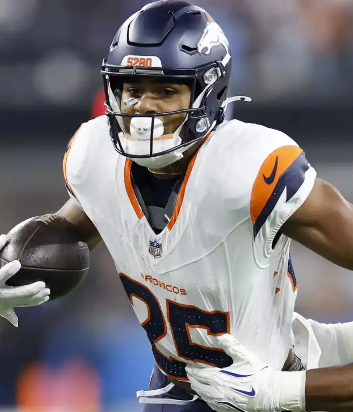 Broncos RB With ‘Home Run Capability’ Could Shake Up Roster