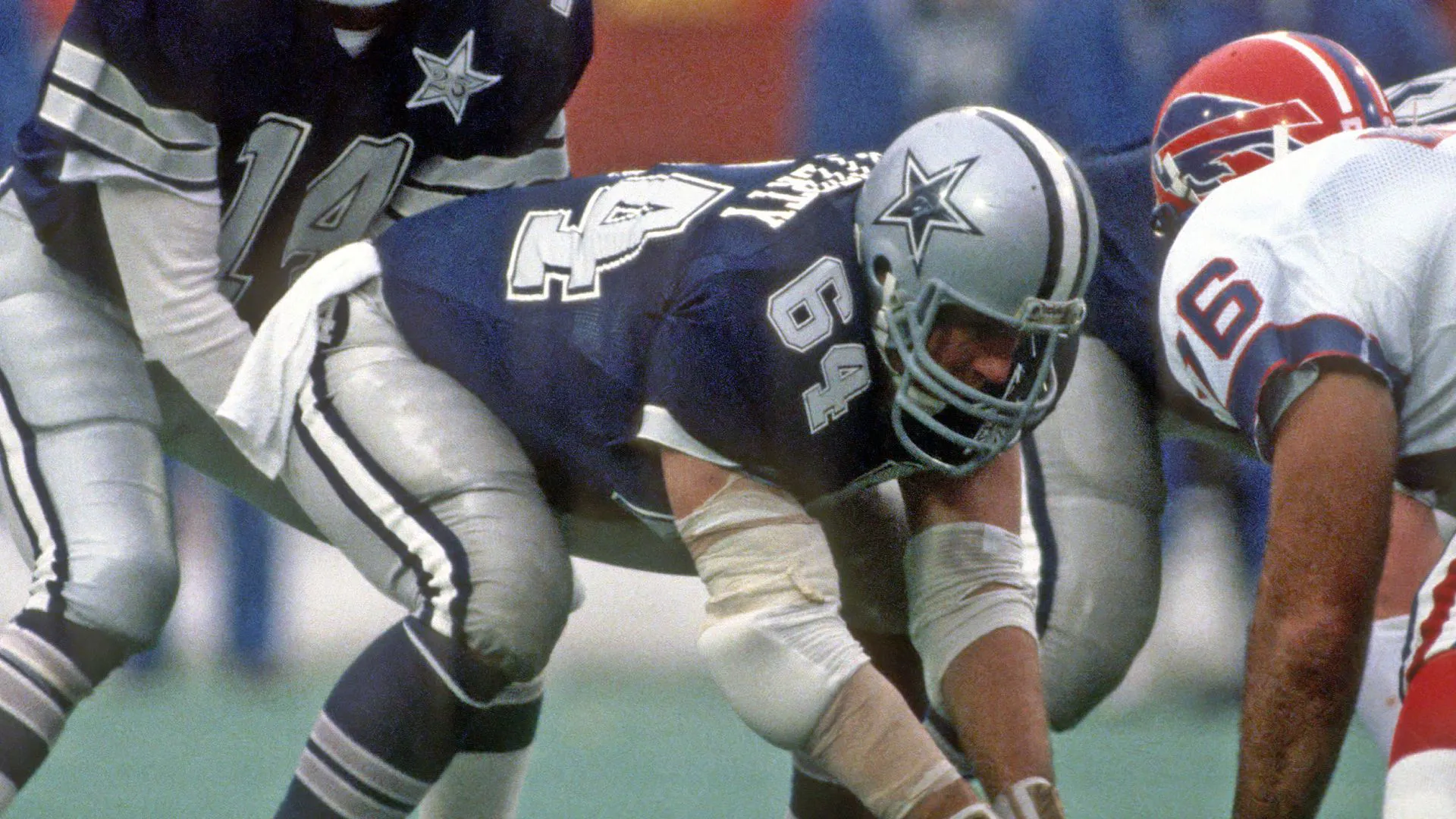 Legendary Cowboys OL, Super Bowl Champion Dies at 70