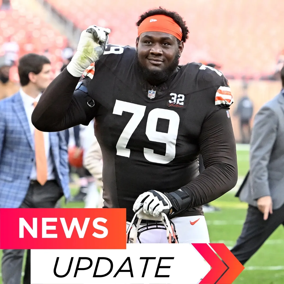 Browns Dawand Jones Embracing New Challenge Entering 2025