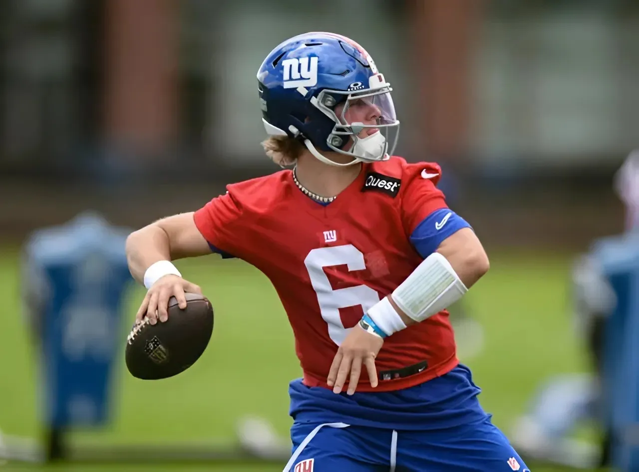 Bold Giants QB Decision Produces ‘Rough’ Results at OTAs: Report