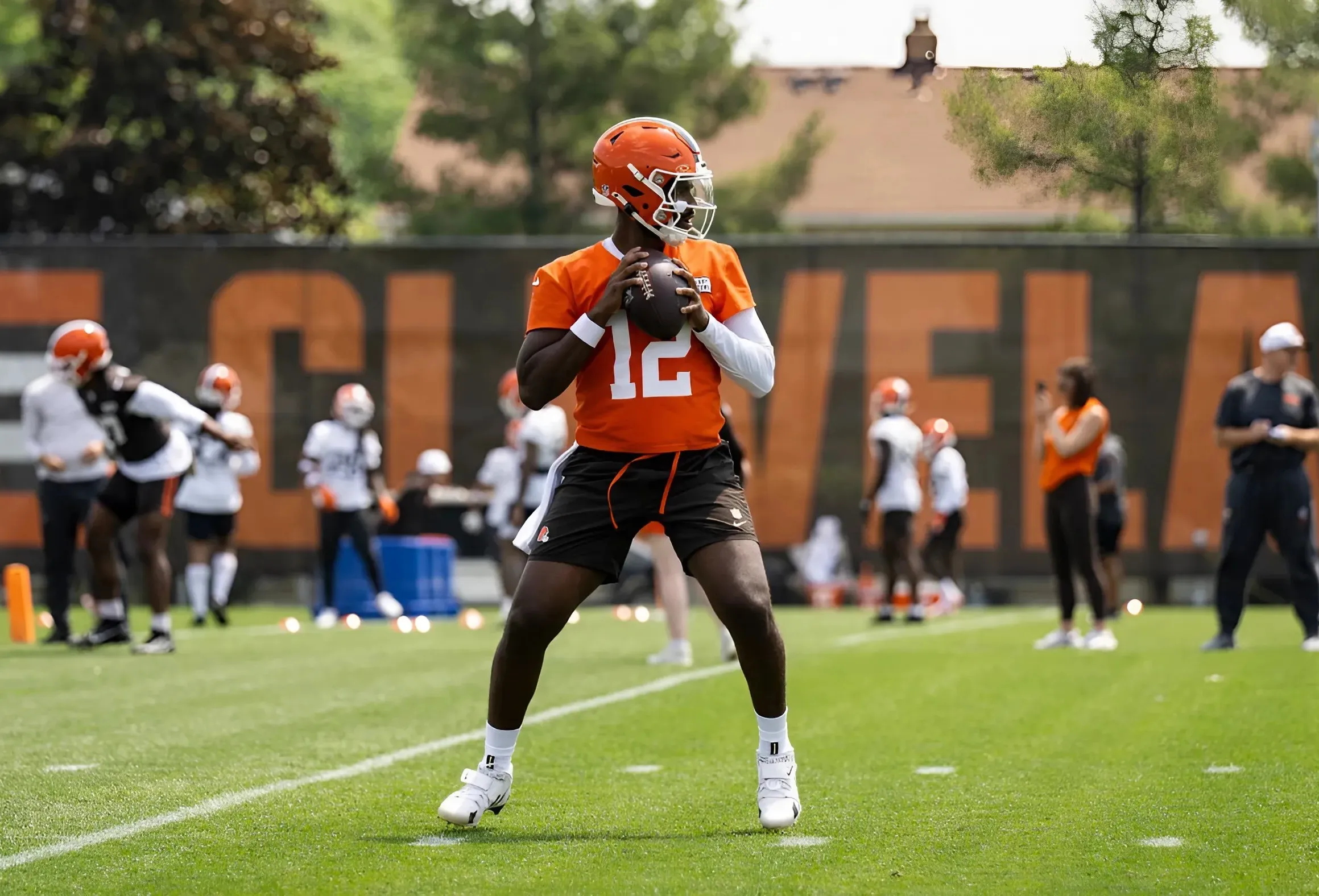 Browns’ Shedeur Sanders surprised by Joe Flacco’s admission during OTAs
