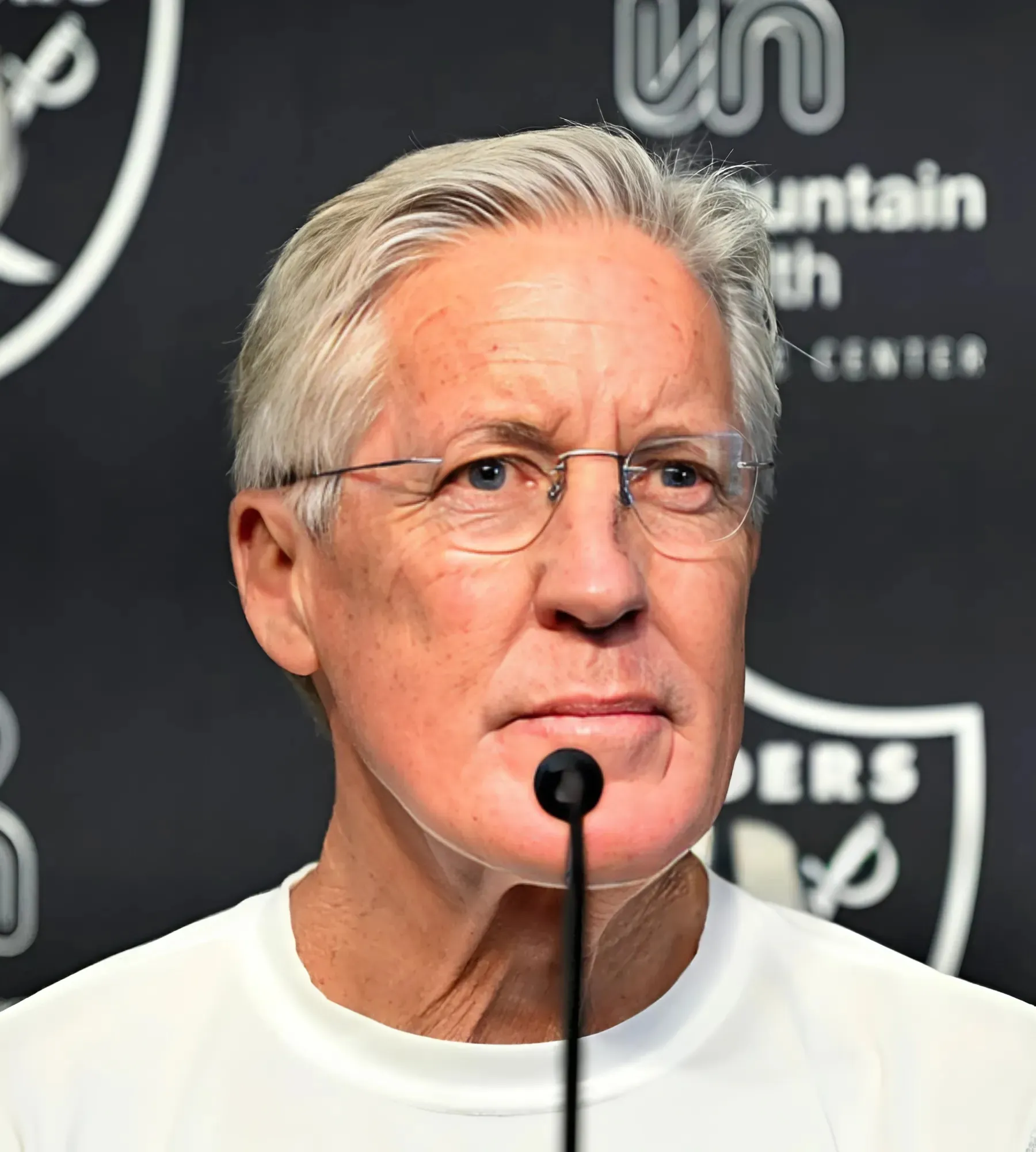 Pete Carroll demonstrates what he brings to the Raiders during OTAs