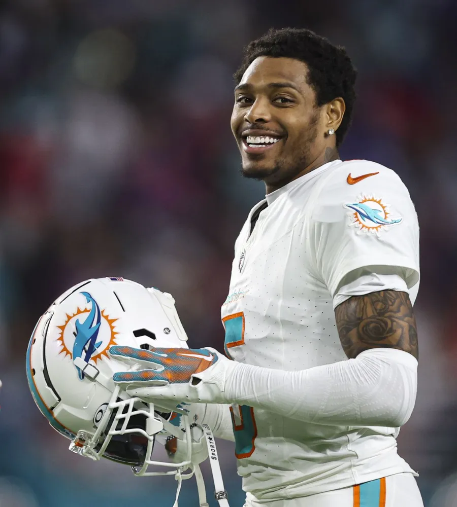 Why the Dolphins Won't (Or Shouldn't) Rush to Move Ramsey