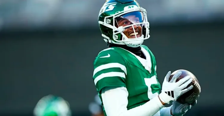 Jets' Justin Fields-Garrett Wilson Duo Receives Surprising Ranking From PFF Jets' Justin Fields-Garrett Wilson Duo Receives Surprising Ranking From PFF