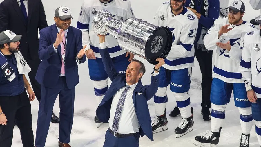 Jon Cooper reflects on his time in Tampa Bay at hall of fame event