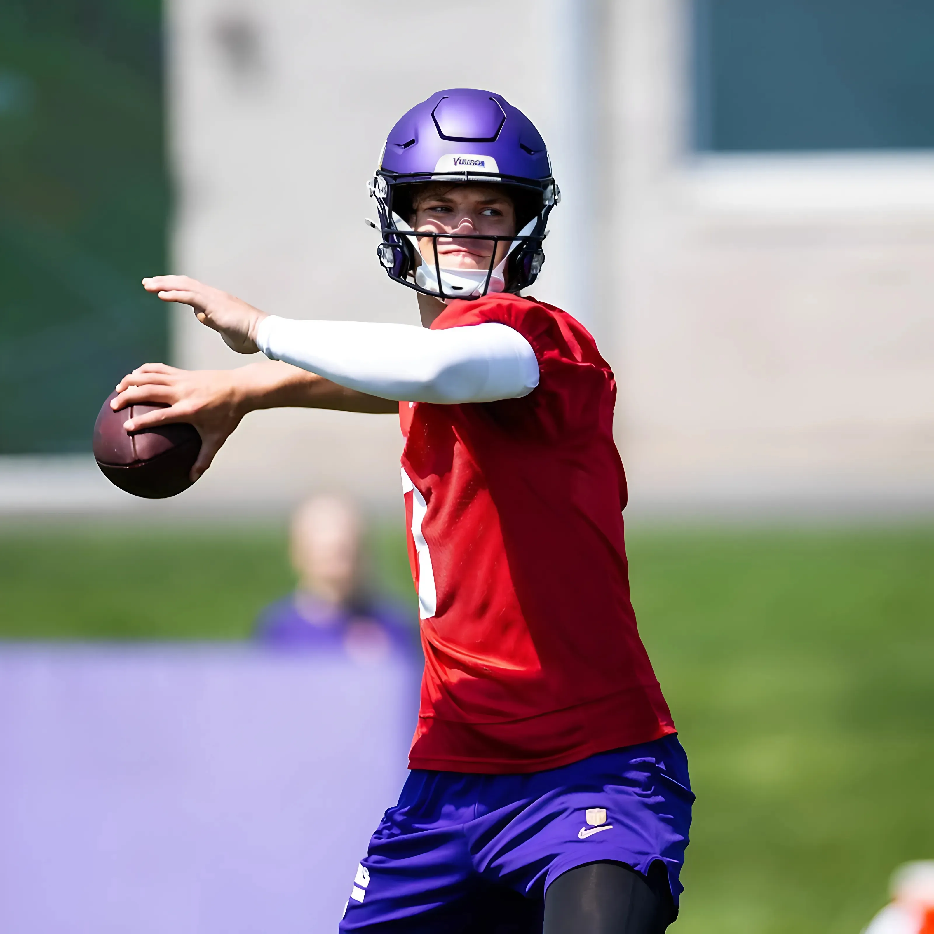 Vikings Trade Pitch Flips Sam Howell, Pick for $34M QB to Challenge JJ McCarthy
