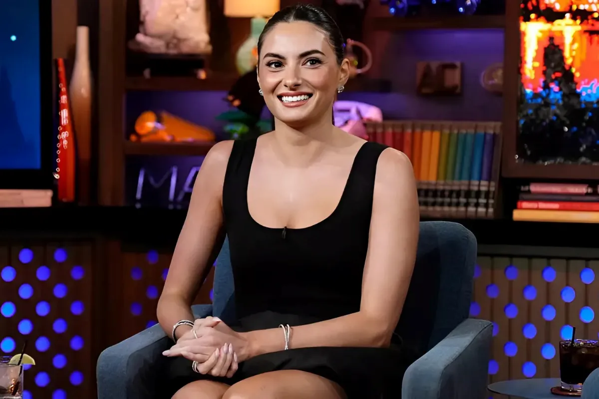 Paige DeSorbo Makes Cameo on Ginny and Georgia After Announcing Summer House Exit-quang
