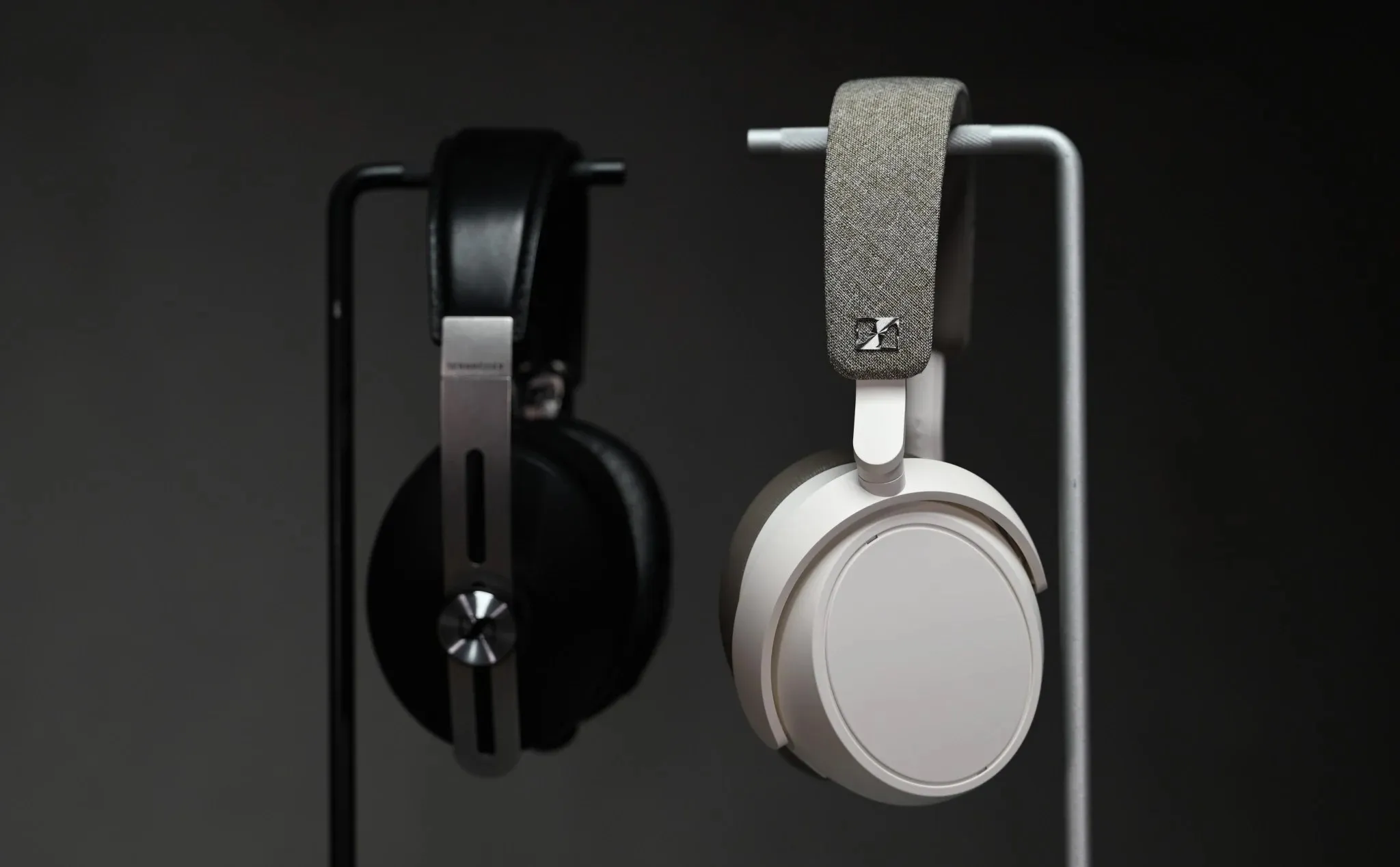 Sennheiser Momentum 4 Review: High-End Sound, Long-Lasting Performance