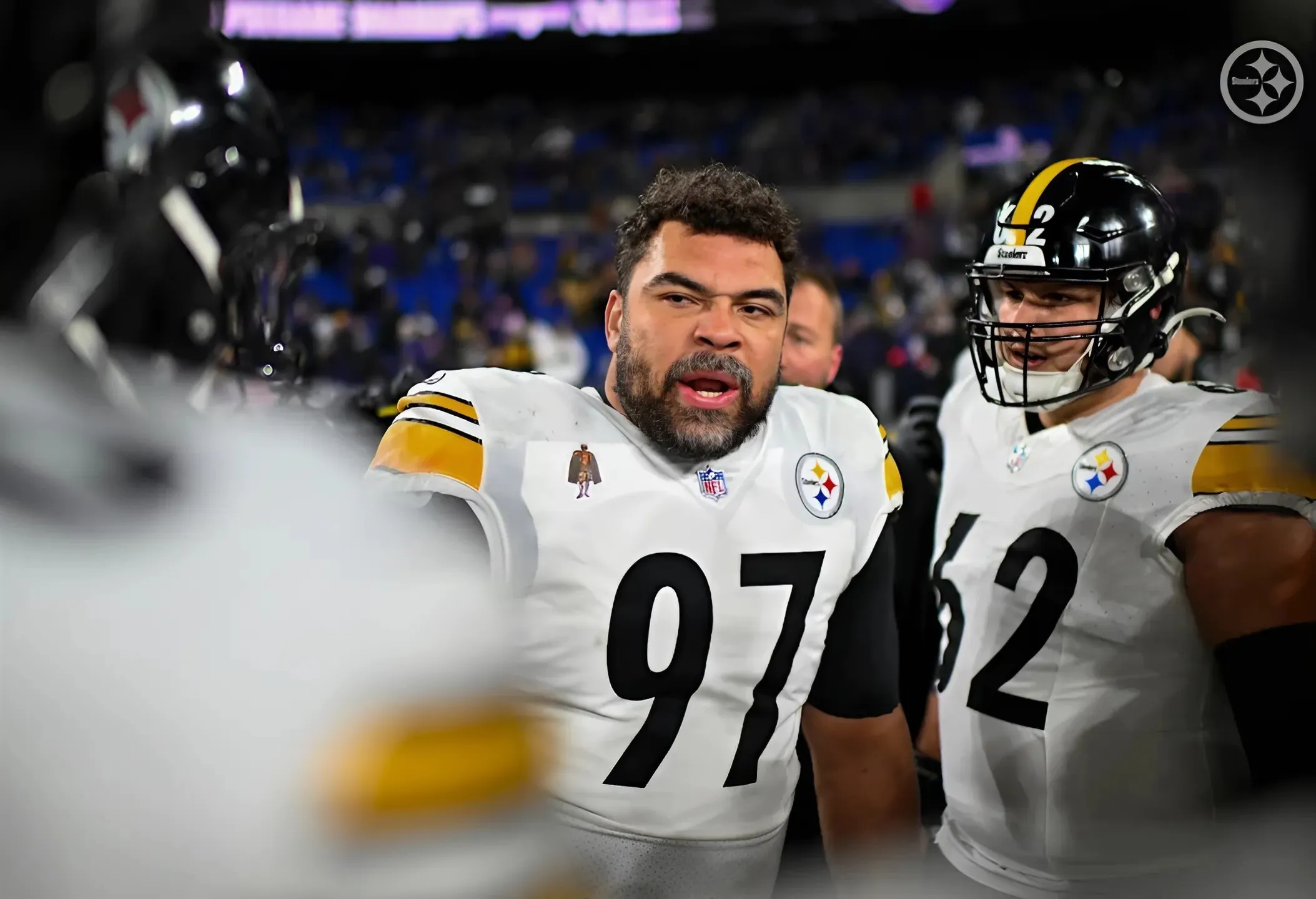 Steelers’ Cam Heyward slams fan for burning Fitzpatrick jersey over Rodgers deal