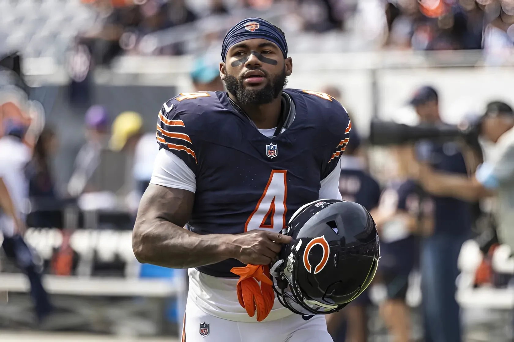 Bears Trade Pitch Swaps D’Andre Swift, Draft Pick for 2-Time Pro Bowl RB