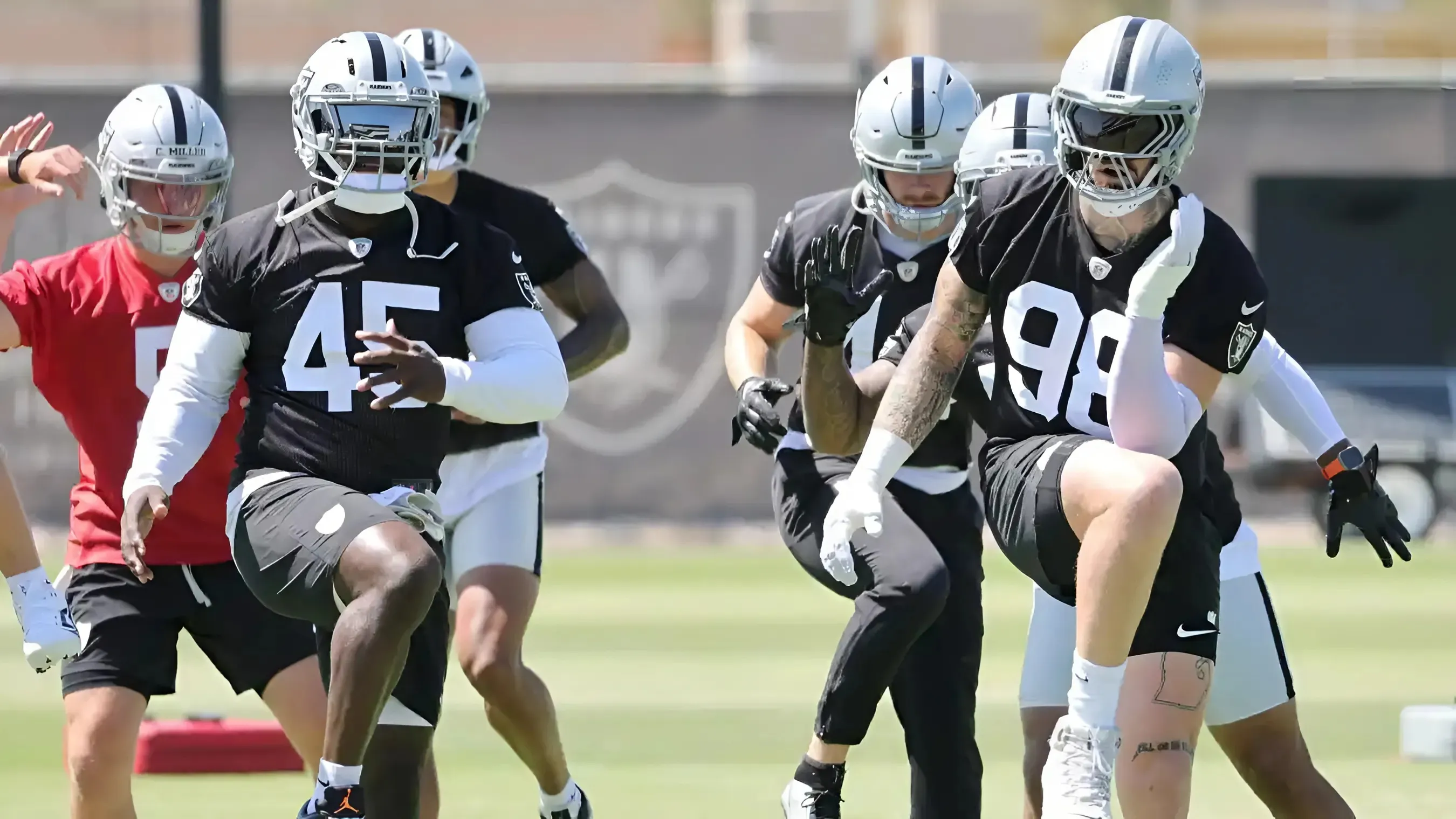 Mysterious Raiders Newcomer Linked to Tom Brady Could Be Game-Changer