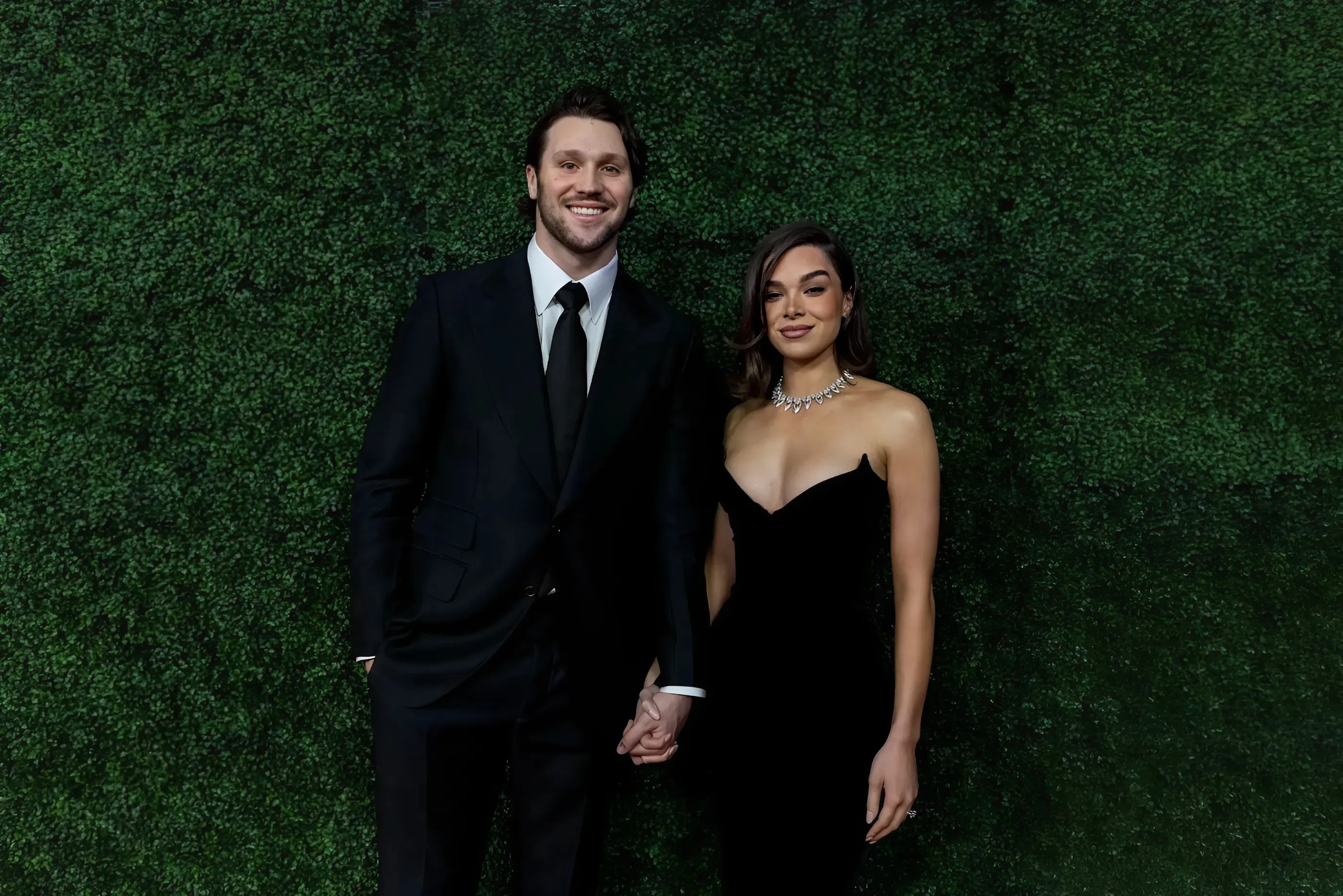 Josh Allen Sends 2-Word Message to Hailee Steinfeld After Wedding
