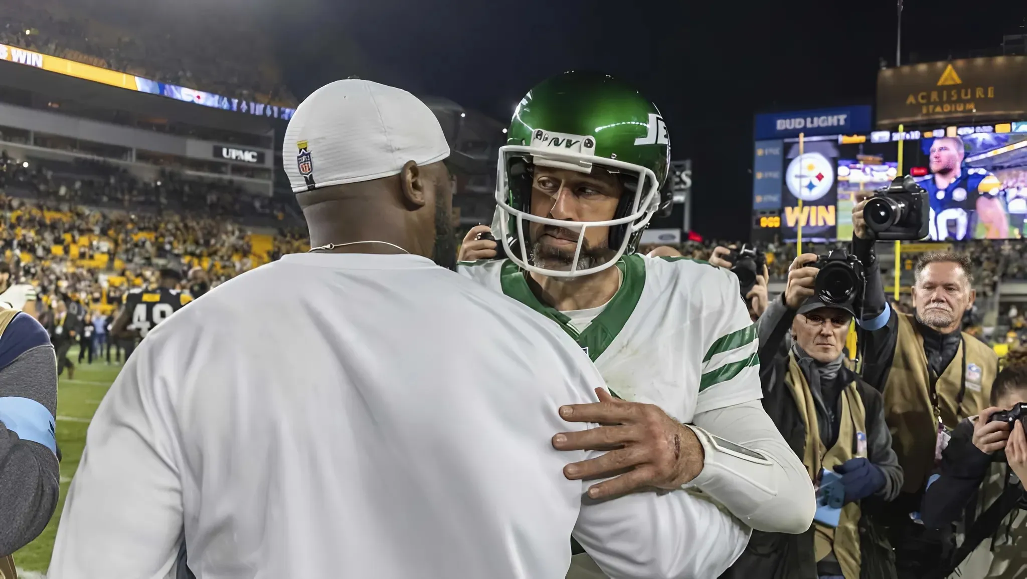 Former QB blasts Mike Tomlin, Steelers' Aaron Rodgers signing: 'Definition of insanity'