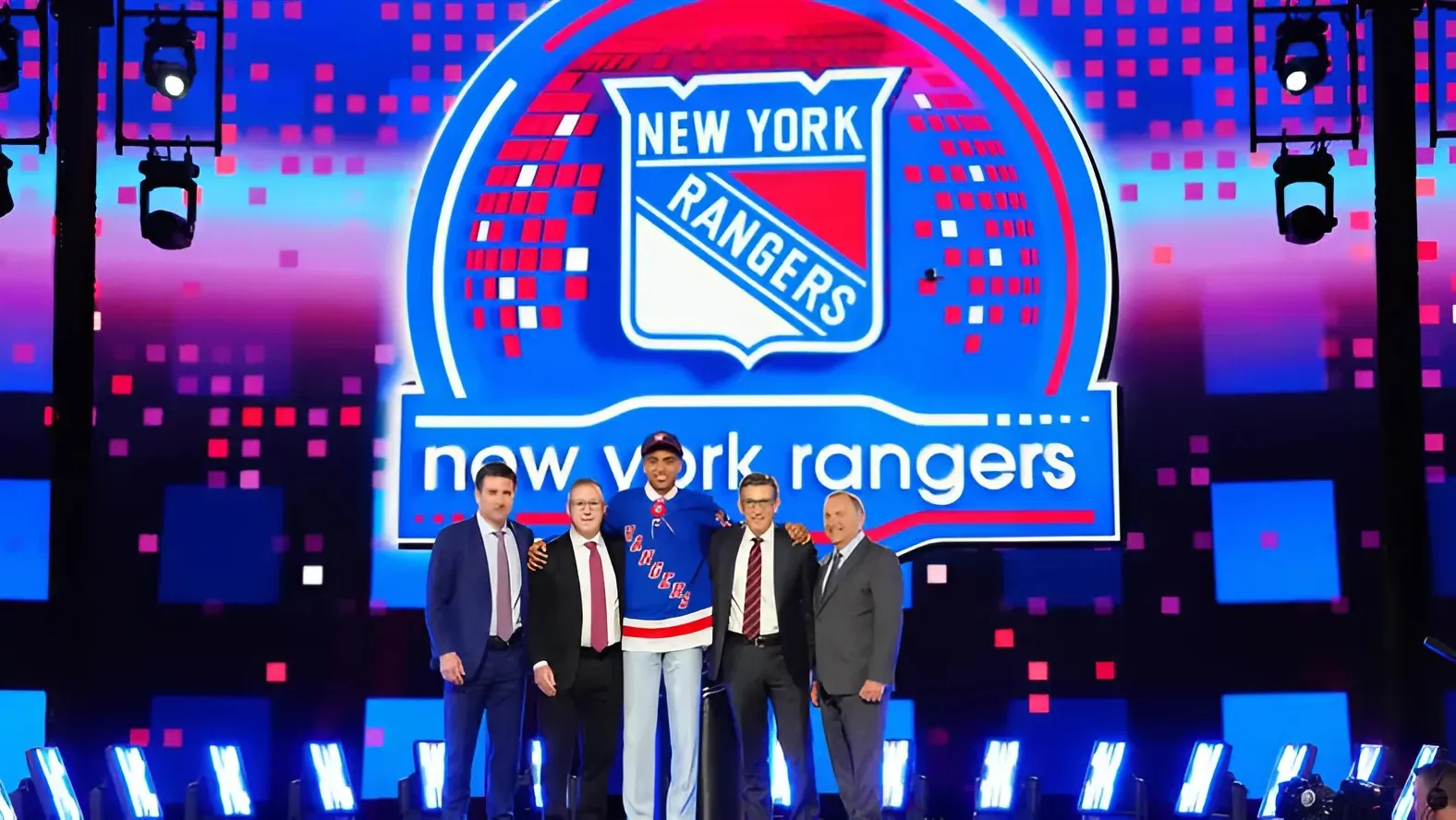 More value options available to Rangers with No. 12 pick in 2025 NHL Draft: Lynden Lakovic & Benjamin Kindel