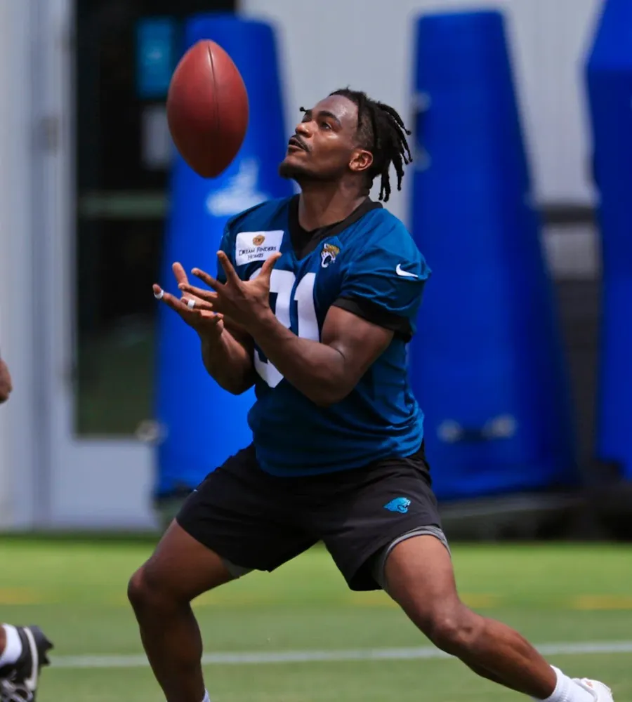 Eagles Claim Speedster Keilan Robinson Off Waivers — Return Game Gets a Boost