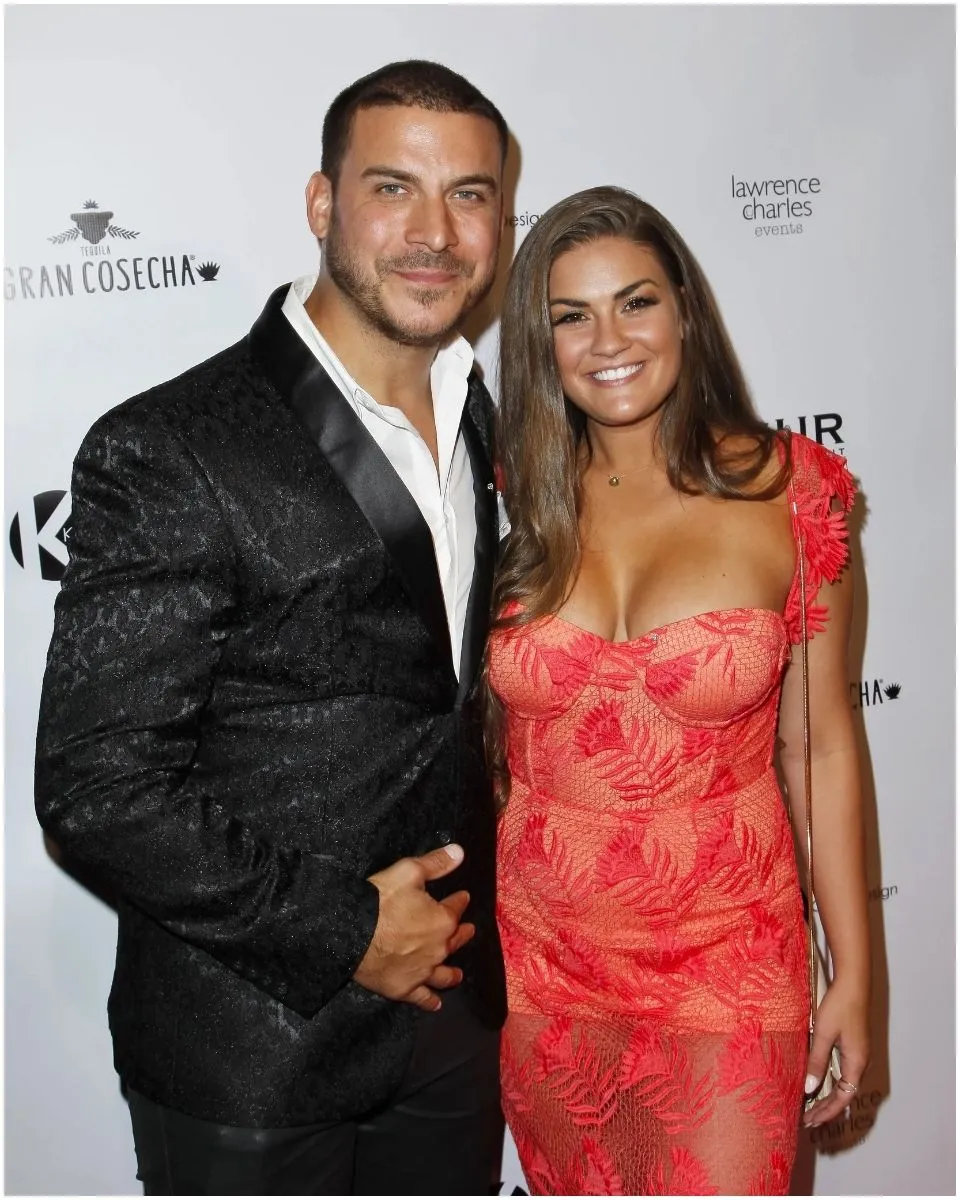 The Valley’s Brittany Cartwright Accuses Jax of Counting Her Condoms as He Reacts, Plus Brittany Suspects He “Sold” Her $70k Wedding Ring & Questions His Finances