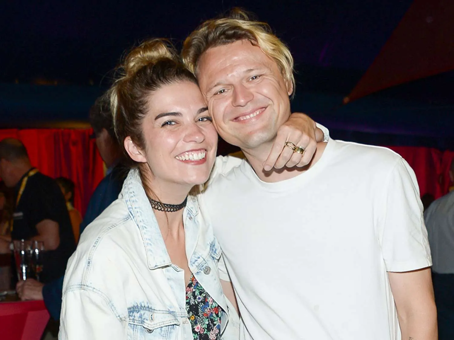 Annie Murphy: From Schitt’s Creek Stardom to Hollywood Darling