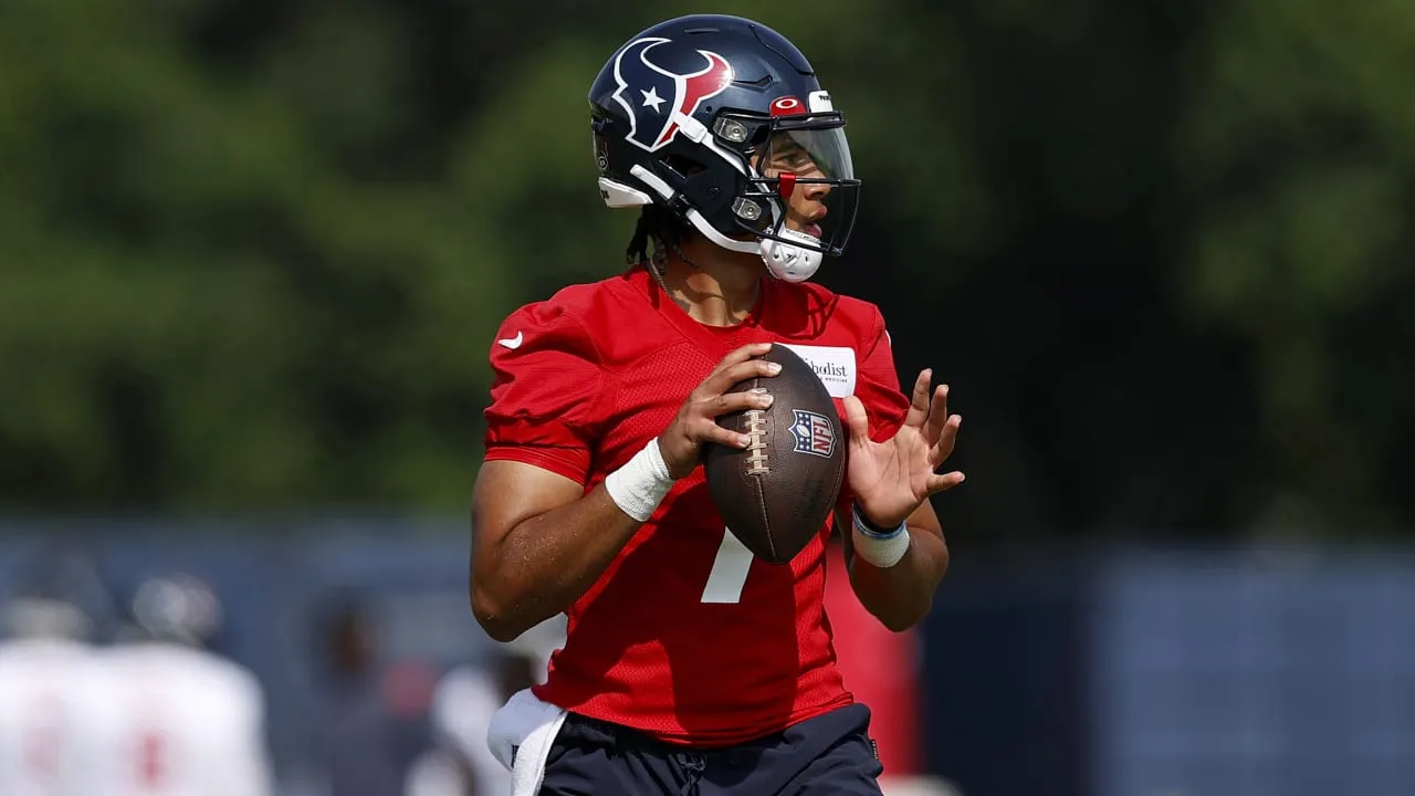 Texans C.J. Stroud sidelined with shoulder soreness, raises offseason questions