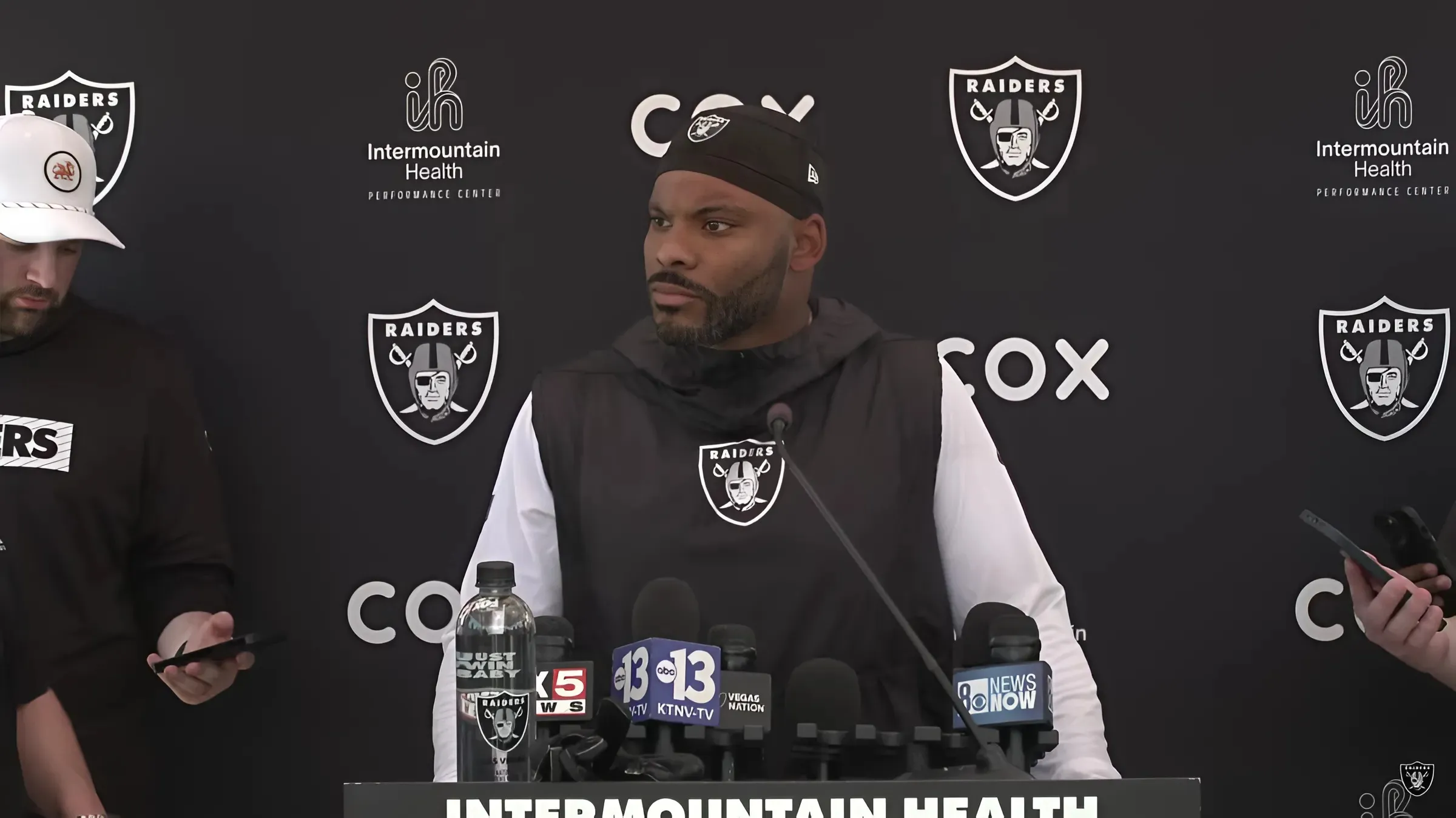 'This is an adapt-or-die business' - Raiders linebacker Elandon Roberts keeps it real at OTAs