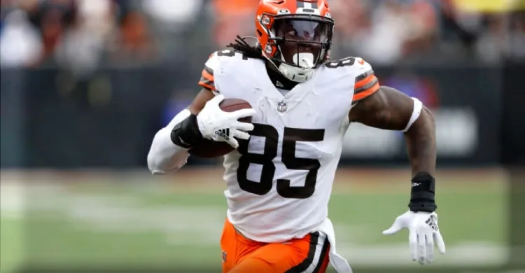 Cowboys Trade Rumor on Browns’ David Njoku Lacks One Major Component
