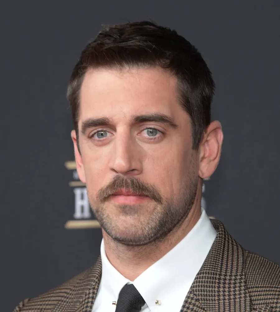 Aaron Rodgers Chooses Jersey Number After Signing With Steelers