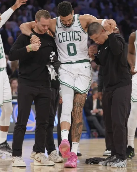 Celtics Are Still a Playoff-Caliber Team Despite Jayson Tatum Injury