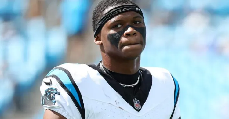 Eagle Urged to Address ‘Pressing Issue’ With 1,000-Yard Pro Bowl WR