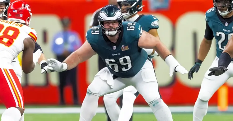 Eagles Edge Rusher Gives Update On Rehab, Says He Is Ready To 'Build My Armor'