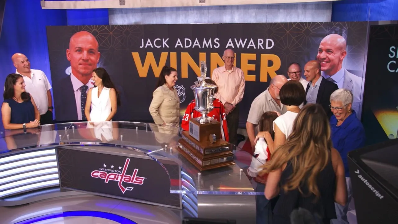 Spencer Carbery named winner of 2024-25 Jack Adams Award as NHL Coach of the Year