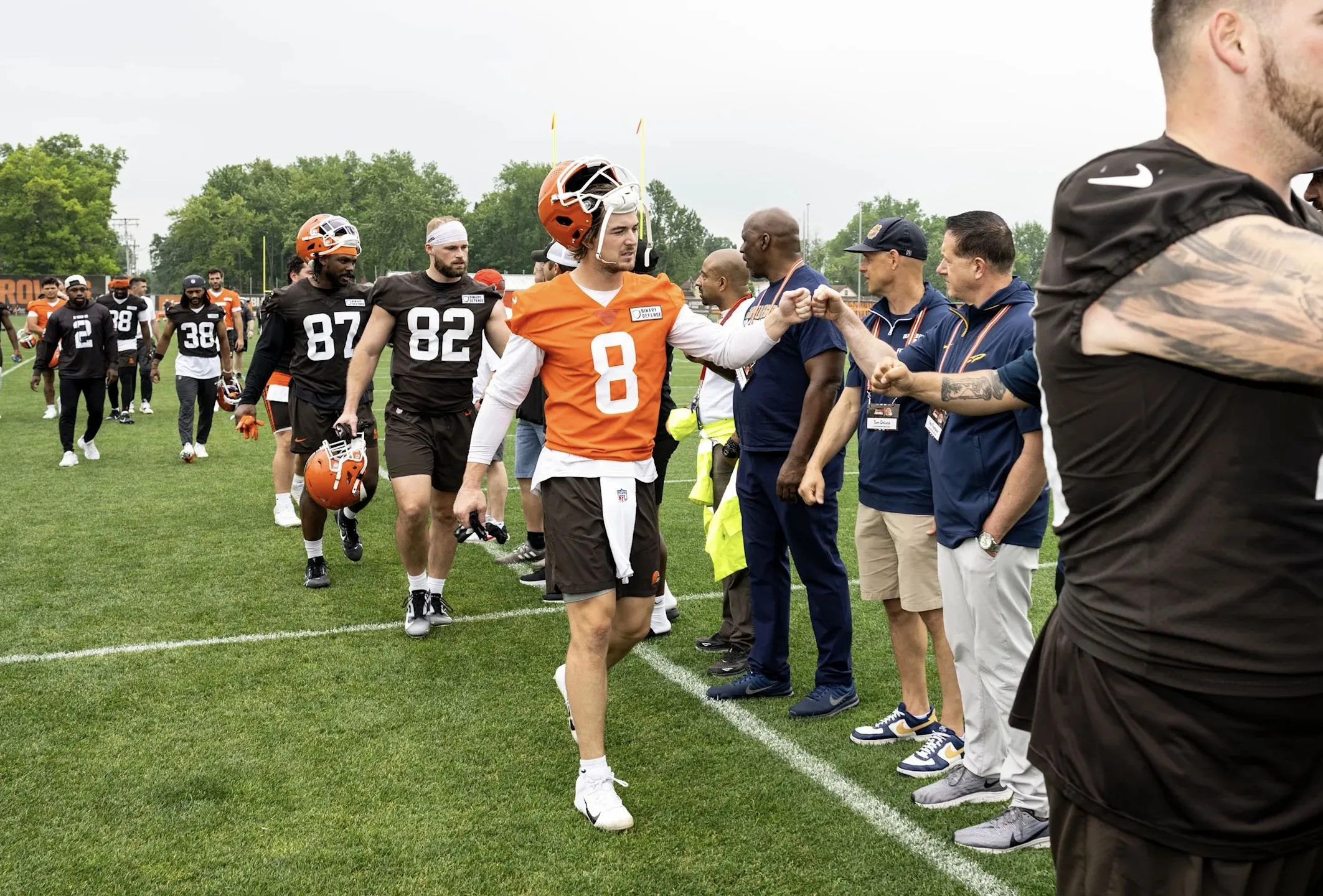 Browns Predicted to Dump QB After Early Struggles